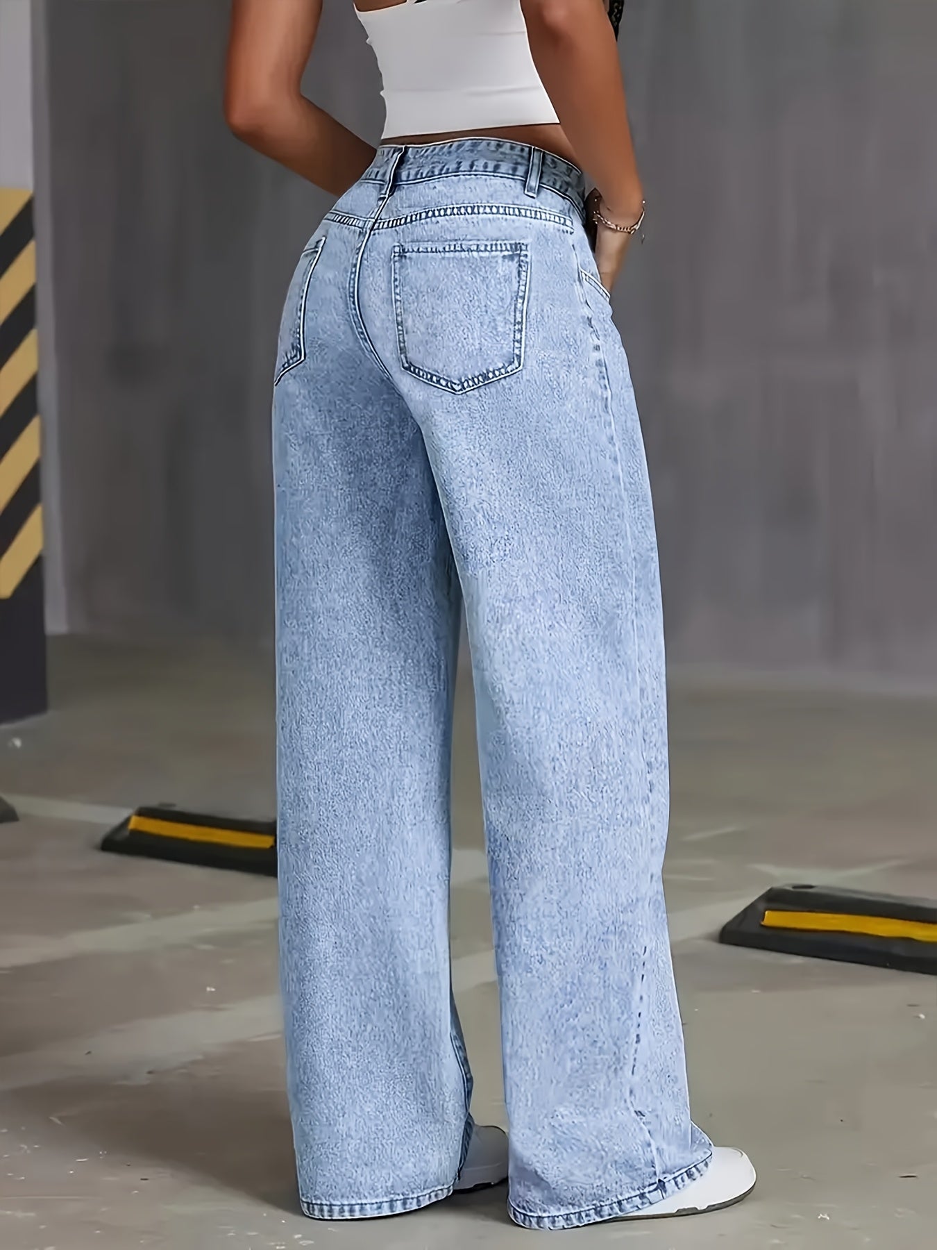 Fashionable Stretch Jeans